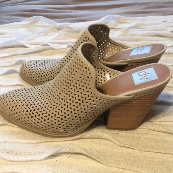 Dolce Vita X Target heeled boots - Picture 2 of 3